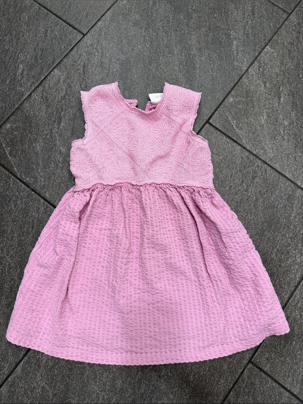 Zara girls size 5 Lilac Textured Sleeveless Dress